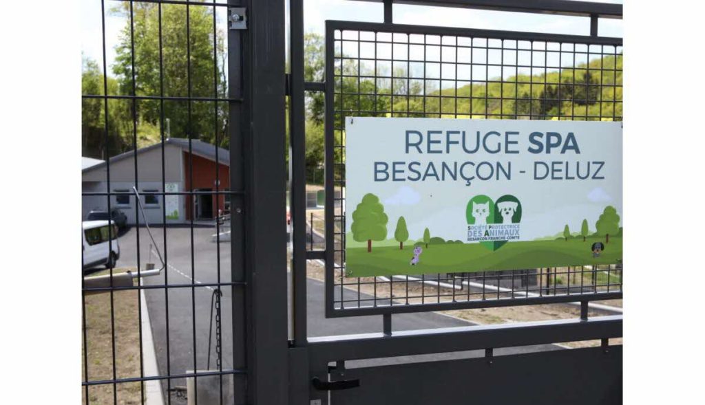 portail du refuge
